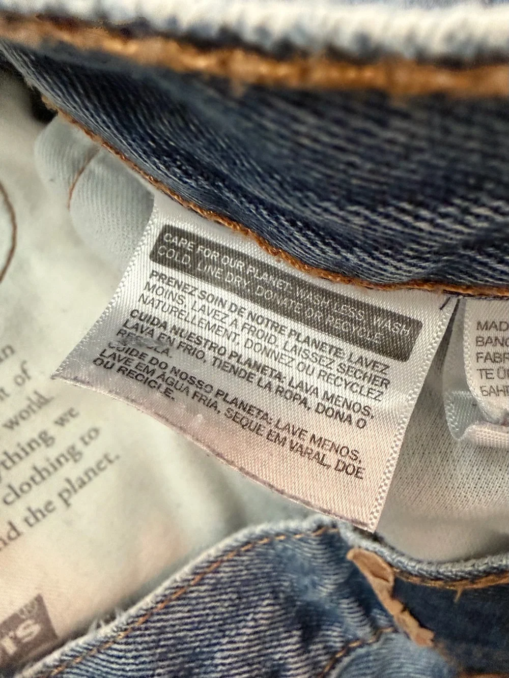 Levi's Men's Vintage Jeans 505's Well Loved‎ Medium Wash Size 34 x 30